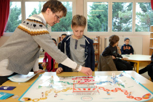 Un-banquier-ds-la-classe06-300x200-1